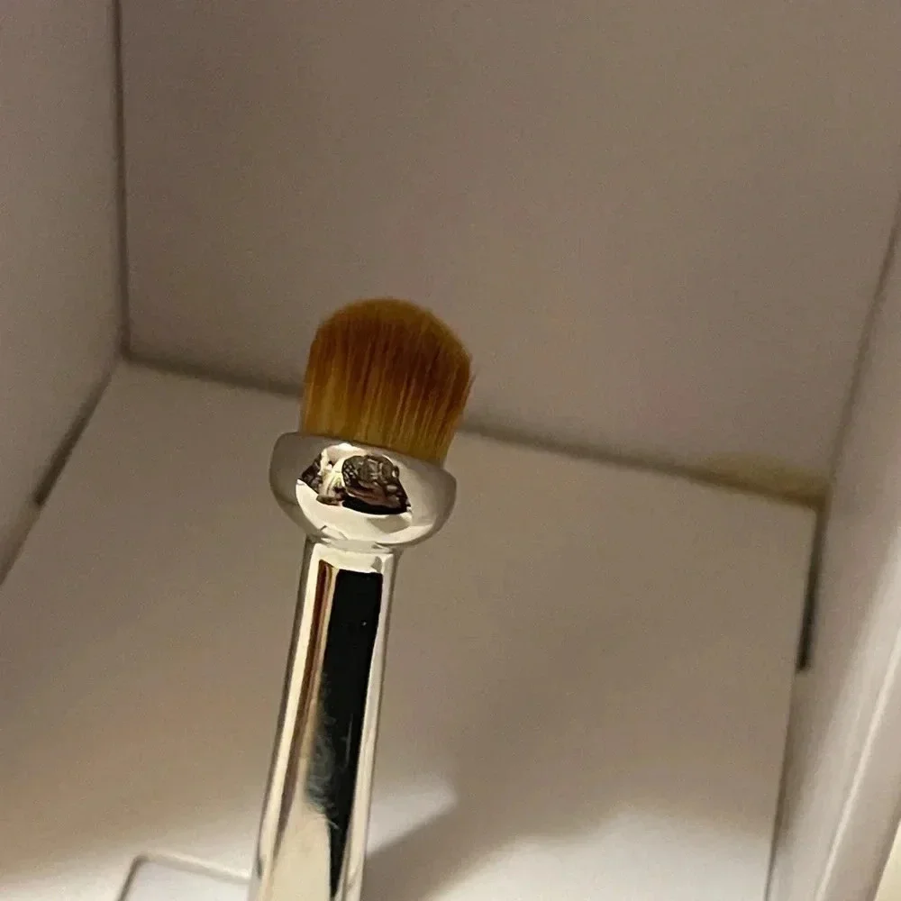 Artis Elite Collection Mirror Finish Circle 1 Brush